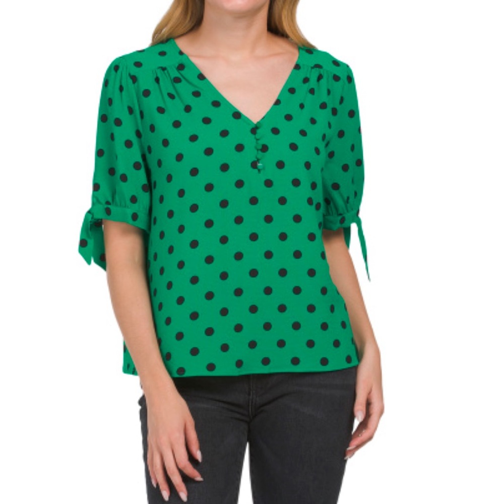 CECE Short Sleeve V-Neck Disco Dot Blouse With Sleeve Ties